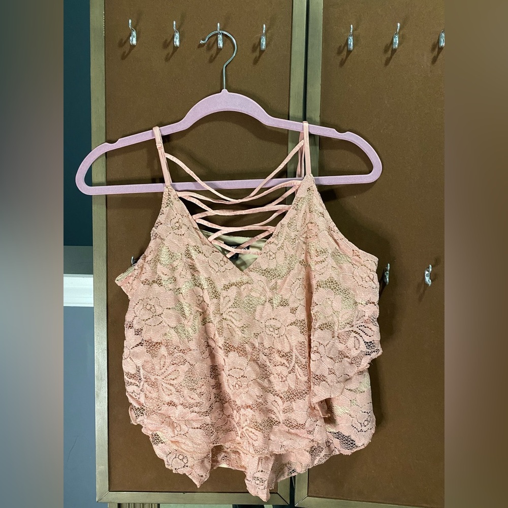 Sleeveless blouse blush pink